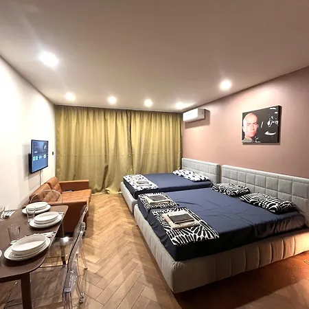 Miramar Front Self Catering Family Deluxe * Солнечный берег