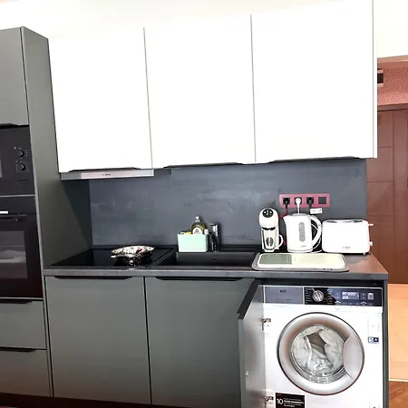 Miramar Front Self Catering Family Deluxe * Солнечный берег