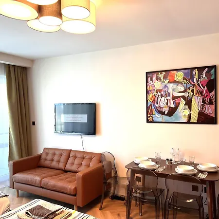 Miramar Front Family Deluxe No Swim Pool Access *