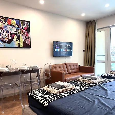 Miramar Front Self Catering Family Deluxe Słoneczny Brzeg