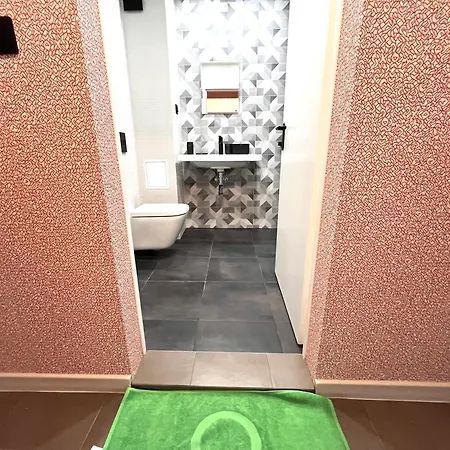 Miramar Front Family Deluxe No Swim Pool Access