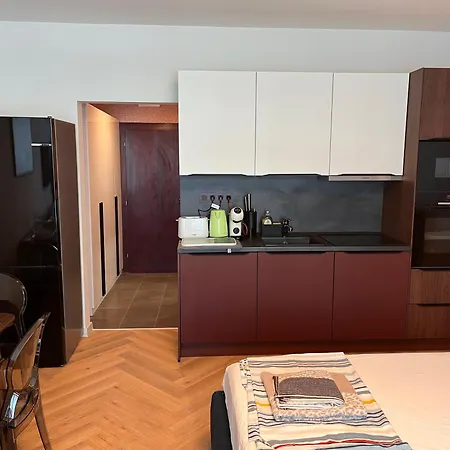 Miramar Front Family Deluxe No Swim Pool Access *